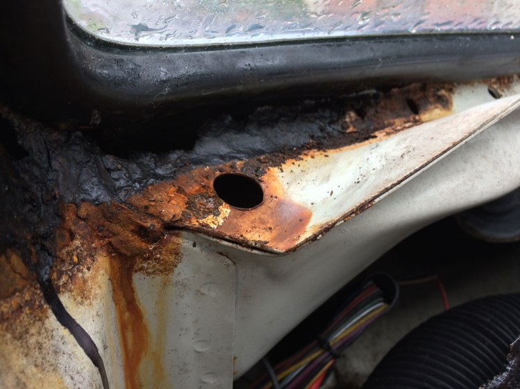 20160820_155101796_ios